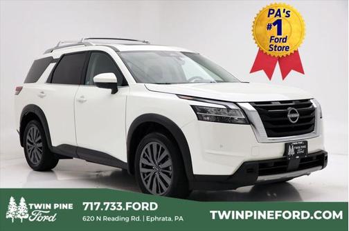 2023 Nissan Pathfinder SL 4WD