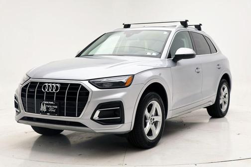 Florett Silver Metallic 2023 Audi Q5 40 Premium