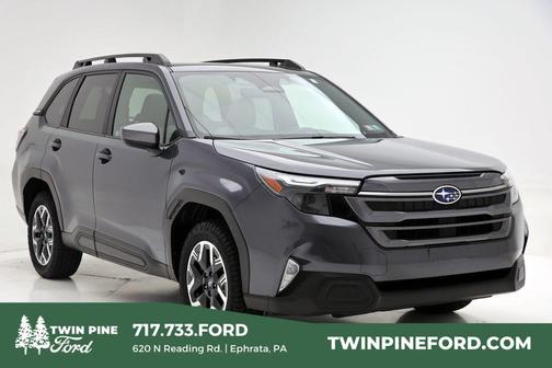 Magnetite Gray Metallic 2025 Subaru Forester Premium