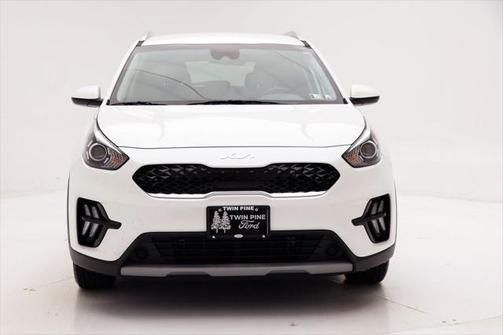 2022 Kia Niro LXS