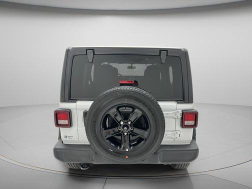 Bright White Clearcoat 2023 Jeep Wrangler Sport