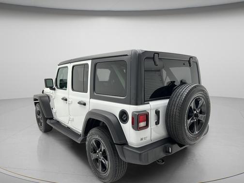 Bright White Clearcoat 2023 Jeep Wrangler Sport