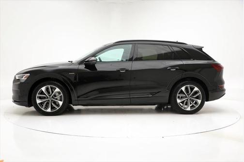 2021 Audi e-tron Premium Plus