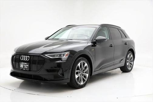 2021 Audi e-tron Premium Plus