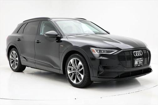 2021 Audi e-tron Premium Plus