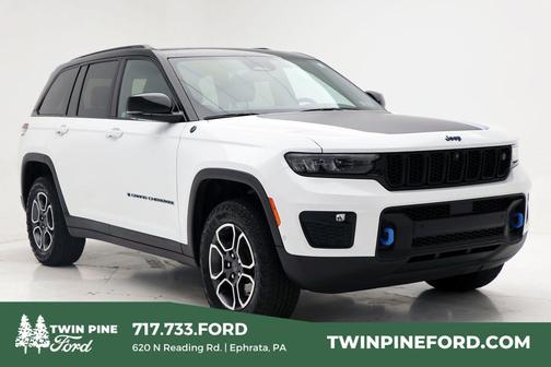 Bright White Clearcoat 2022 Jeep Grand Cherokee 4xe Trailhawk