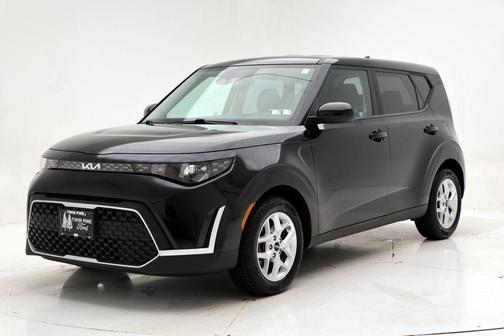 Fusion Black 2023 Kia Soul S