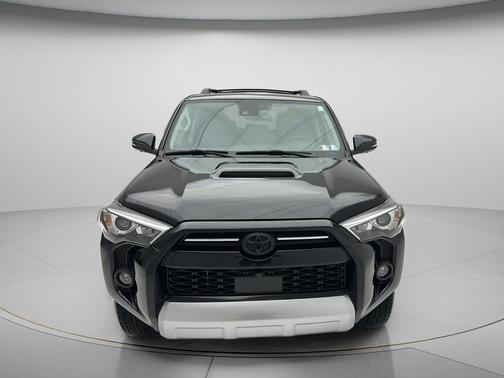 Midnight Black Metallic 2024 Toyota 4Runner TRD Off Road Premium