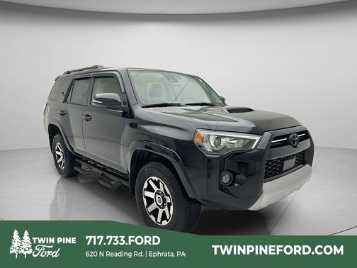 Midnight Black Metallic 2024 Toyota 4Runner TRD Off Road Premium