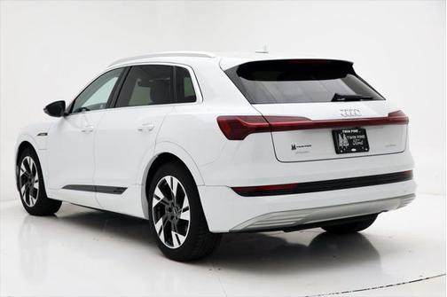 2021 Audi e-tron Premium