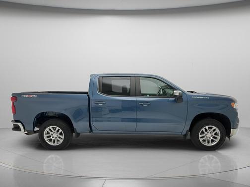 Lakeshore Blue Metallic 2024 Chevrolet Silverado 1500 LT