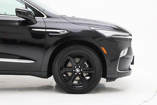 2023 Buick Enclave Essence AWD