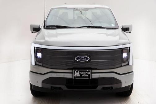 2023 Ford F-150 Lightning LARIAT