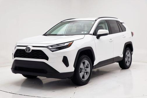 2025 Toyota RAV4 Hybrid XLE