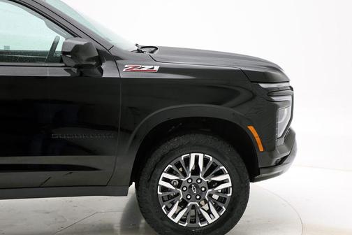 2025 Chevrolet Suburban 4WD Z71