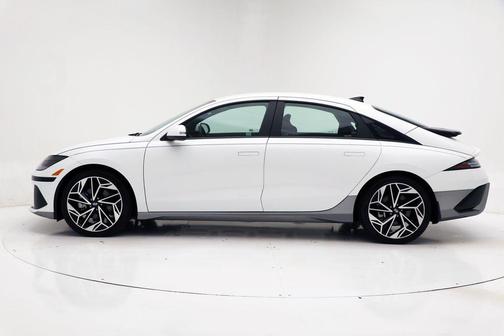 2023 Hyundai IONIQ 6 SEL