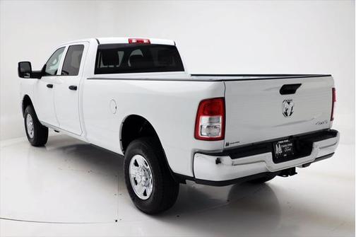 2023 RAM 2500 Tradesman Crew Cab 4x4 8' Box