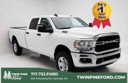 2023 RAM 2500 Tradesman Crew Cab 4x4 8' Box