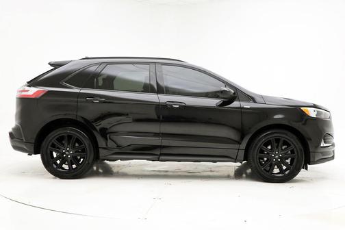 Agate Black Metallic 2022 Ford Edge ST Line