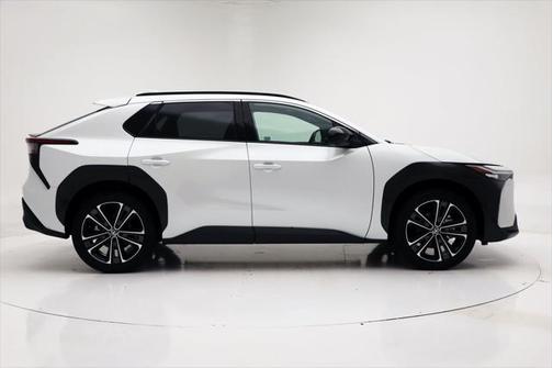 2024 Toyota bZ4X Limited