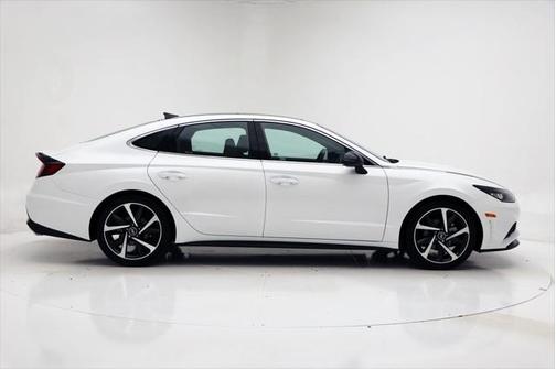 2022 Hyundai SONATA SEL Plus