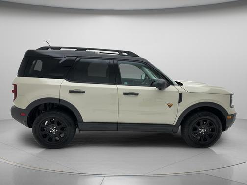 Desert Sand 2025 Ford Bronco Sport Badlands