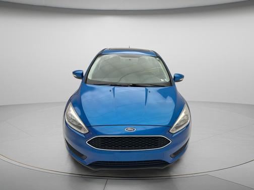 Blue Candy Metallic Tinted Clearcoat 2016 Ford Focus SE