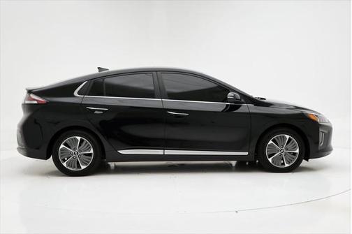 2022 Hyundai IONIQ Plug-In Hybrid Limited