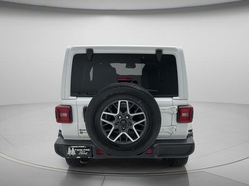 Bright White Clearcoat 2025 Jeep Wrangler 4-Door Sahara 4x4