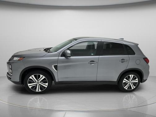 Mercury Gray Metallic 2025 Mitsubishi Outlander Sport SE