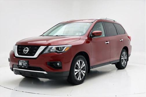 2017 Nissan Pathfinder SV
