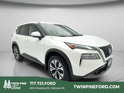 Pearl White Tricoat 2023 Nissan Rogue SV