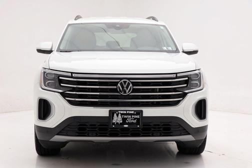 2025 Volkswagen Atlas 2.0T SE w/Technology 4MOTION