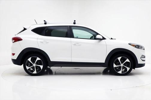 2016 Hyundai TUCSON Sport