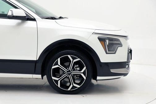 2023 Kia Niro Touring