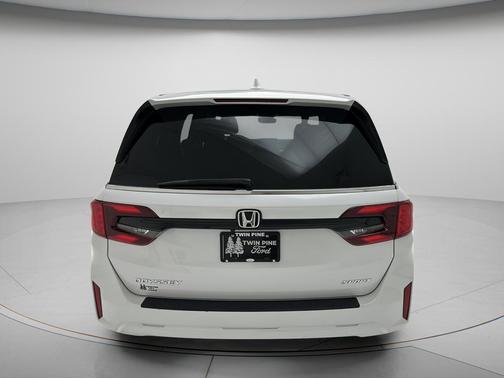 Platinum White Pearl 2025 Honda Odyssey Sport-L