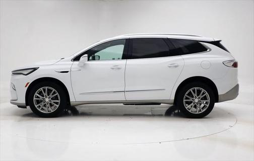 2022 Buick Enclave AWD Essence