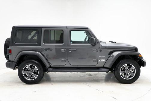 2023 Jeep Wrangler 4-Door Sahara 4x4