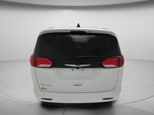 Bright White Clearcoat 2023 Chrysler Voyager LX