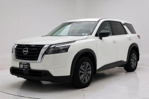 2024 Nissan Pathfinder S 4WD