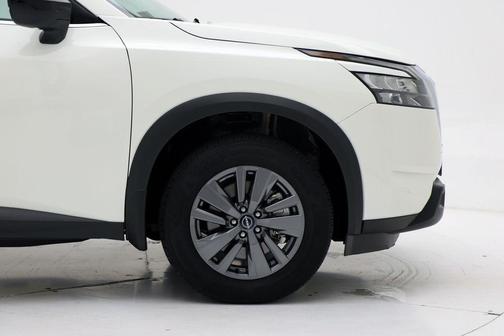 2024 Nissan Pathfinder S 4WD