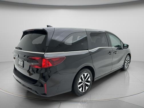 Crystal Black Pearl 2025 Honda Odyssey EX-L