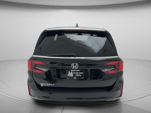 Crystal Black Pearl 2025 Honda Odyssey EX-L