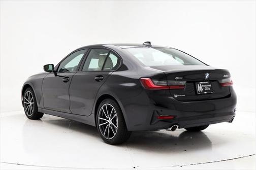 2022 BMW 330 xDrive