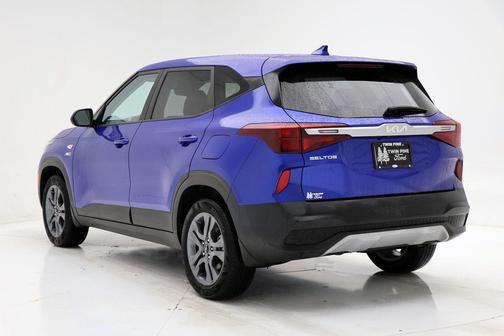 2023 Kia Seltos LX