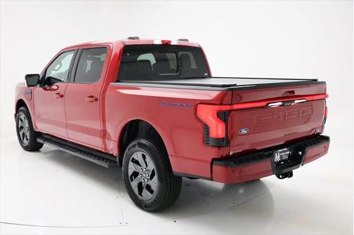 2024 Ford F-150 Lightning LARIAT