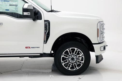 2026 Ford F-350 Platinum