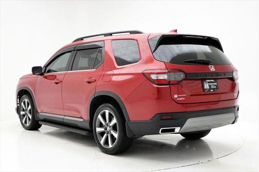 2024 Honda Pilot Touring 8-Passenger