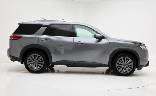 2024 Nissan Pathfinder SL 4WD