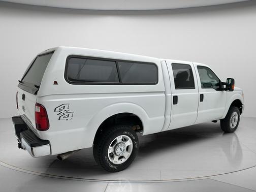 Oxford White 2016 Ford F-250 XLT